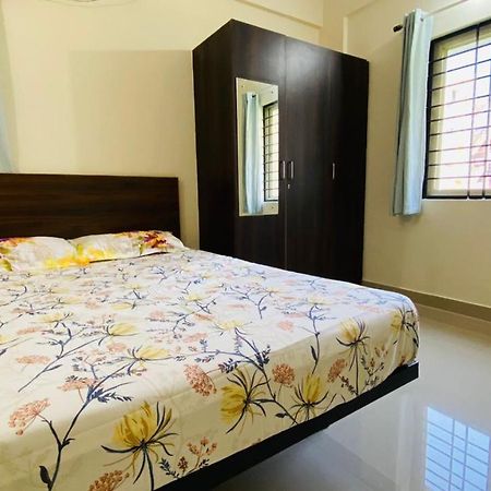 Apartamento de 225 m² con 1 habitación/es y 1 baño/s de uso privado, en Marathahalli Bangalore Exterior foto